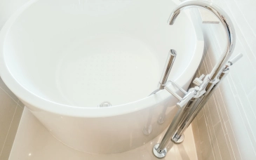 Quality Bathtub Repair and Refinishing Services in Charlotte, North Carolina tag image