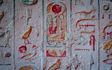 What do biblical archaeologists say about hieroglyphics? related image