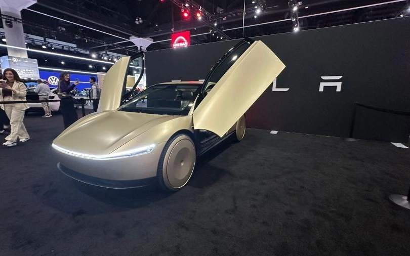 The Future of AI-Powered Autonomous Vehicles: Are We Ready for Driverless Roads? post image